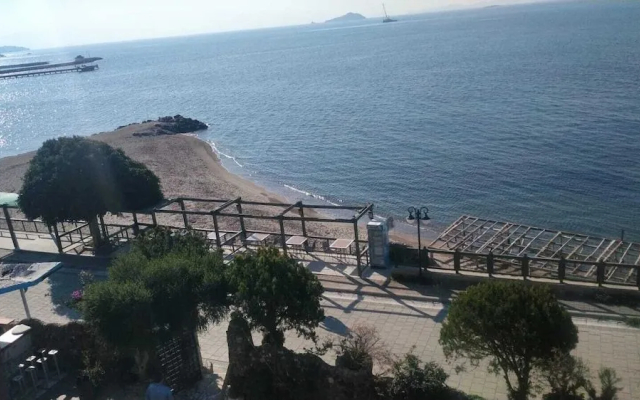Mar Beach Hotel