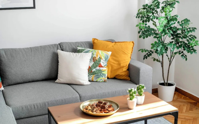 Dew 1-Bedroom Apartment in Athens