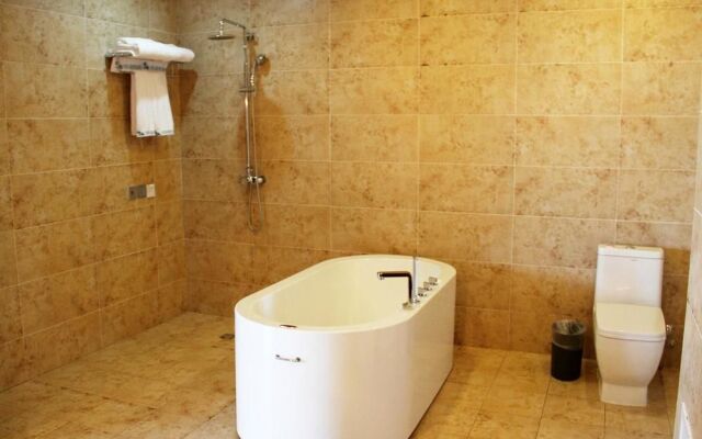 Longda Hot Spring Hotel