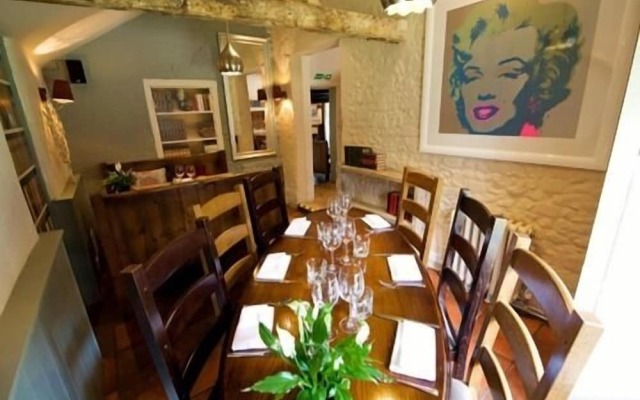 The Cherry Tree Inn