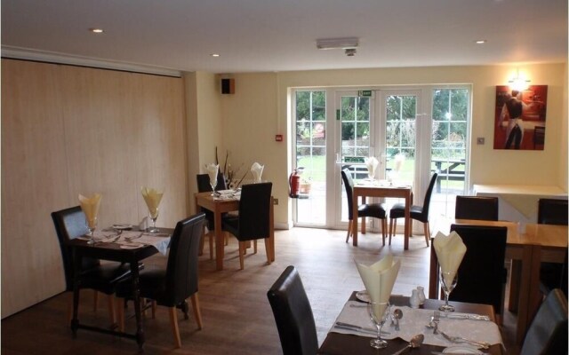 The Shaw Country Hotel