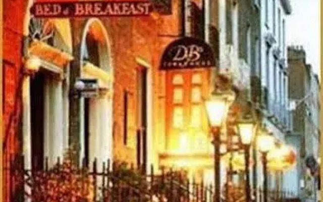 The Townhouse Hotel