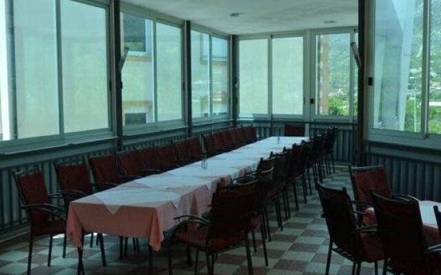 Apart Hotel Amicus