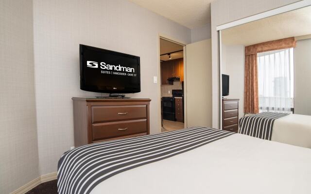 Sandman Suites Vancouver on Davie