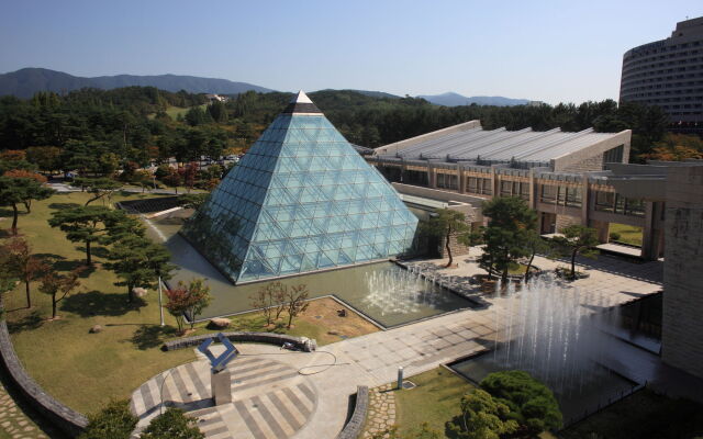 The Suites Hotel Gyeongju