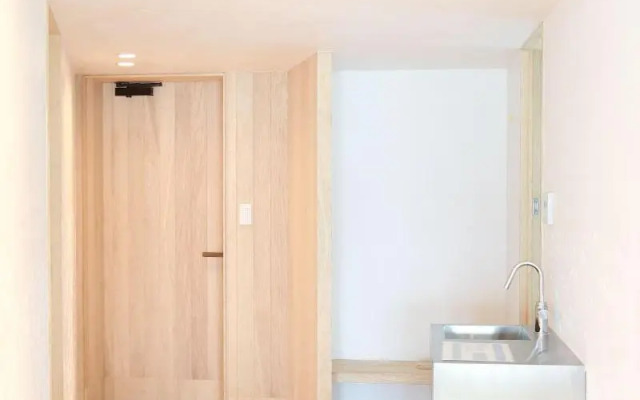 uzuhouse - Hostel
