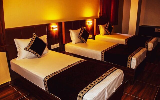 Hotel Charan Kamal