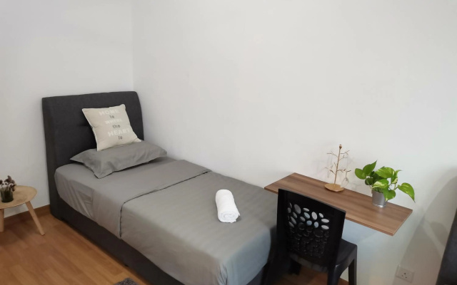 Tropicana 218 Georgetown Penang #25 New Deco 2BR for 4-6pax – Guest Rooms – George Town
