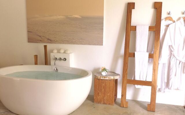 Tides Reach Resort