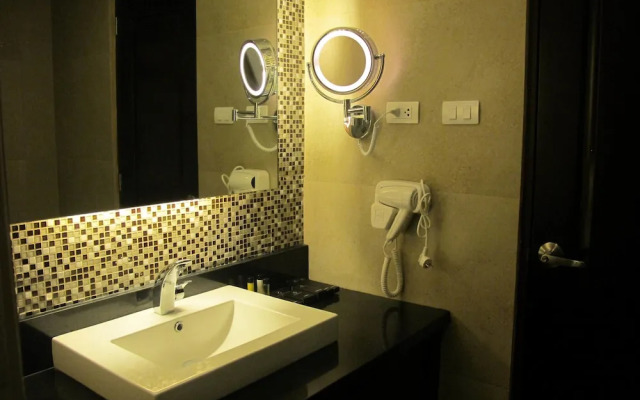 Grandview Tower Hotel