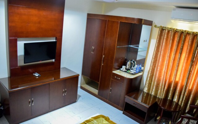 Dellagio Hotel