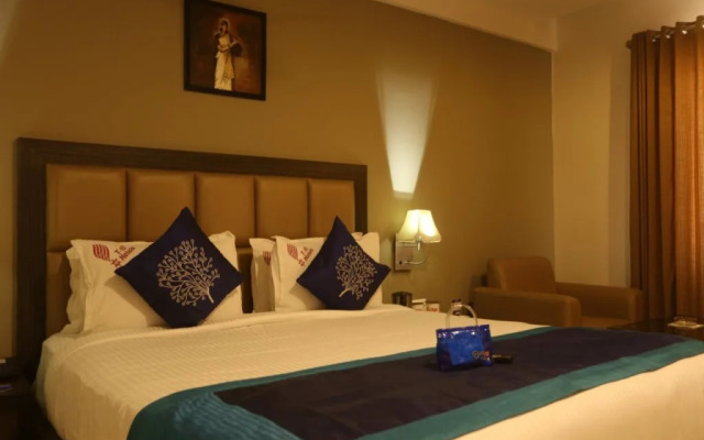OYO Premium Near Trichy Bus Stand