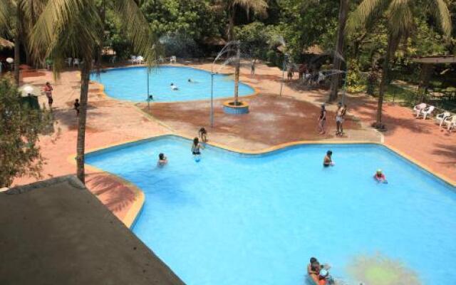 Pinewood Resort