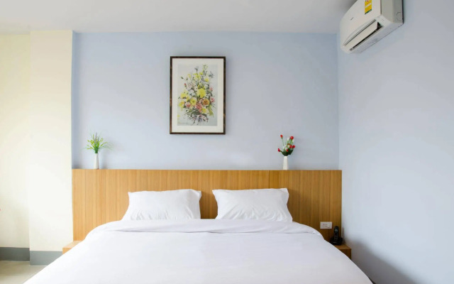 The Impress Sisaket