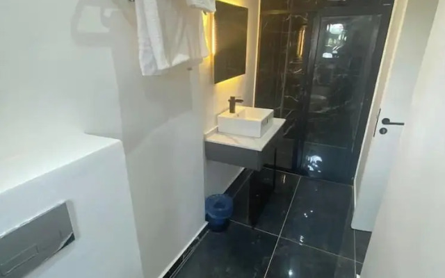 Home Xperience Luxury Apartments