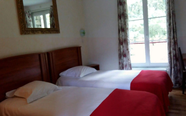 Hostellerie Du Lys - Hôtel & Restaurant