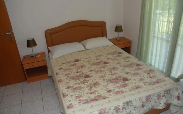 Anestis Apartments