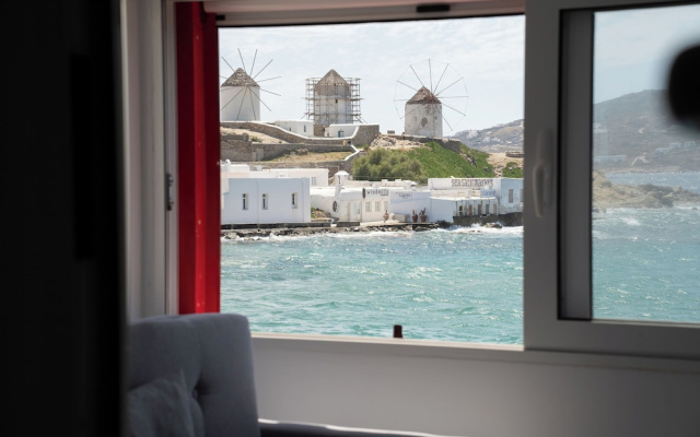 Little Venice Cosy House Above the Waves