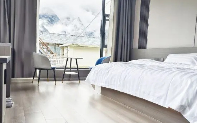 Ben Li Wan Family Hotel