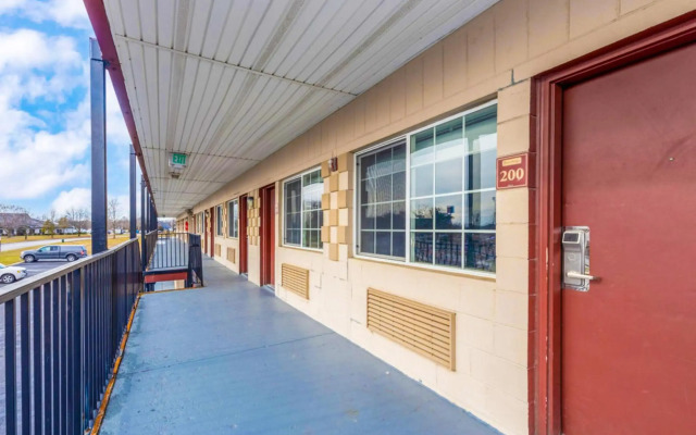 Grove City Travel Inn Columbus South