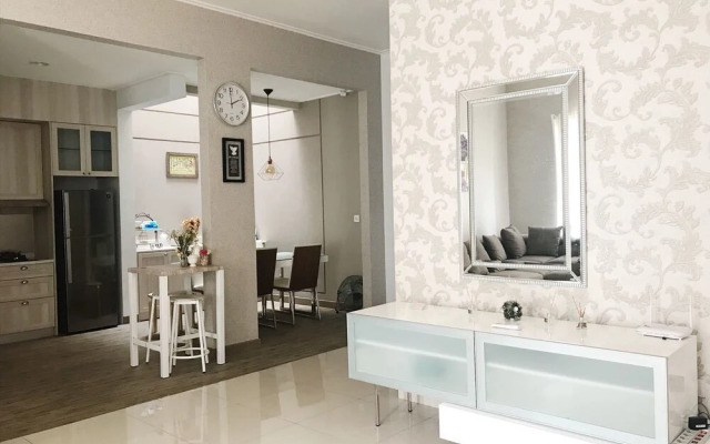 Kelapa Gading House