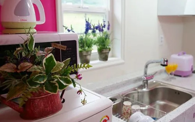 Buan Byeonsanbando Hollywood Pension