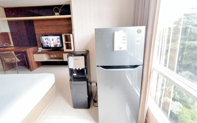 Comfy And Classic Studio At Grand Sungkono Lagoon Apartment