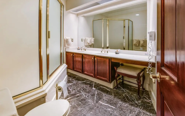 Plaza Suites Downtown New Orleans