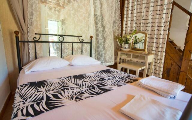 Nandia Studio & Apartment