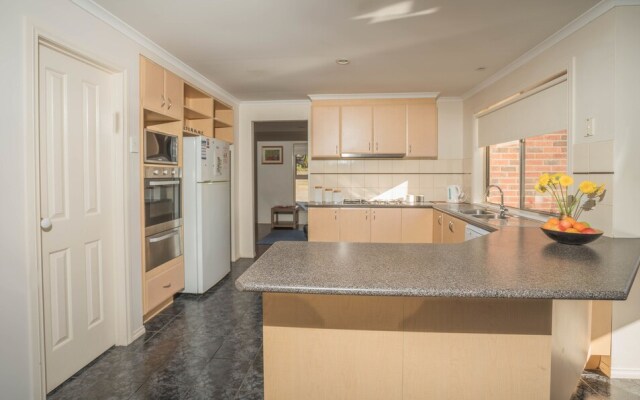Attwood Lodge - Melbourne Airport