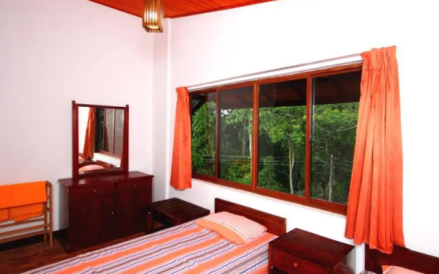 Granny’s Forest Lodge