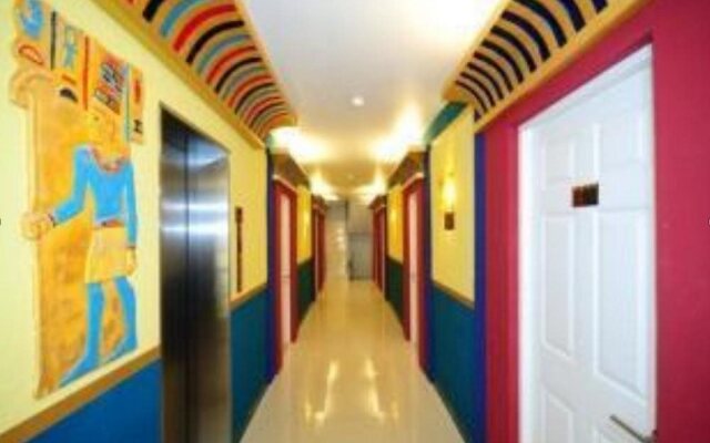 Aunchaleena Grand Hotel Wing B