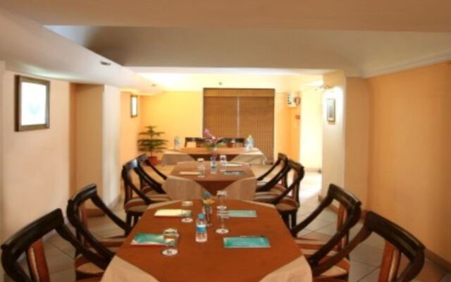 Airport Hotel