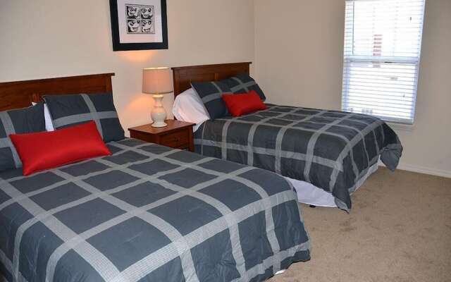 Lucaya 3 Bedroom 2 Bath Townhome!