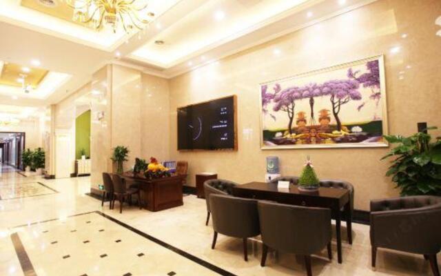 Liangchen Meijing Hotel