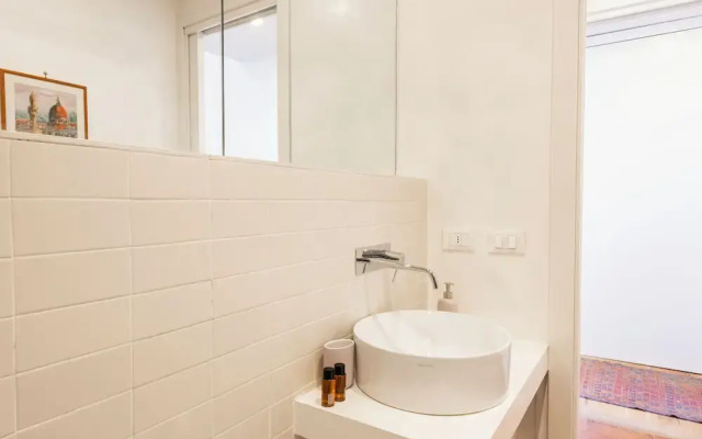 Santa Maria Novella penthouse by MMega
