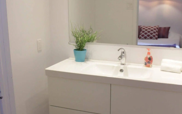 MTLVacationRentals - The Entertainer