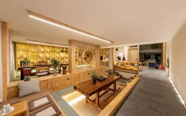 Qianhuan·evelyn·Wangshan Light Luxury Pool Homestay (Libo Xiaoqikong East Gate)