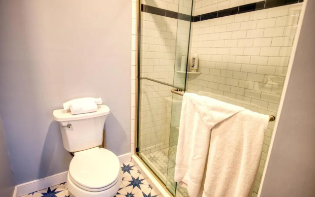 Scotlaur Inn Bed & Breakfast