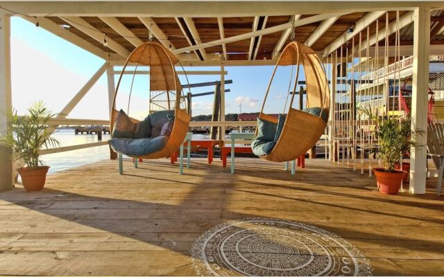 La Hamaca Hostel Utila