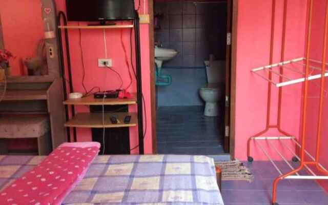Baan Natcha Apartment