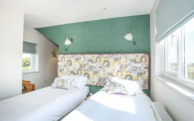 Southcott Apartment