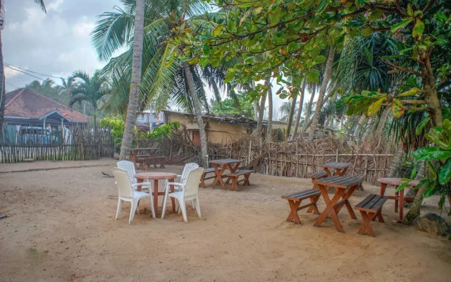OYO 260 Disenro Resorts