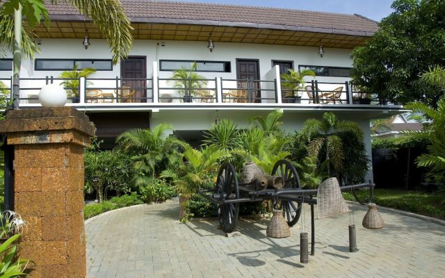 SR Sofia Villa Hotel