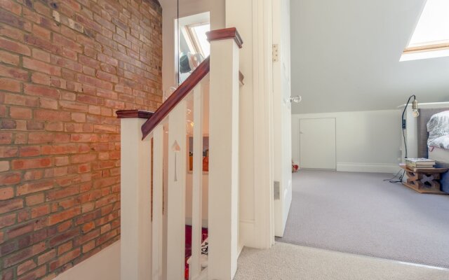 Spacious Property in Kensal Green