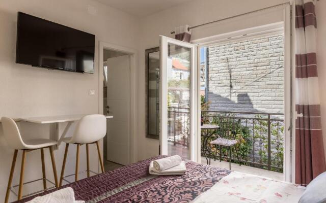 APARTMENTS Petra studio