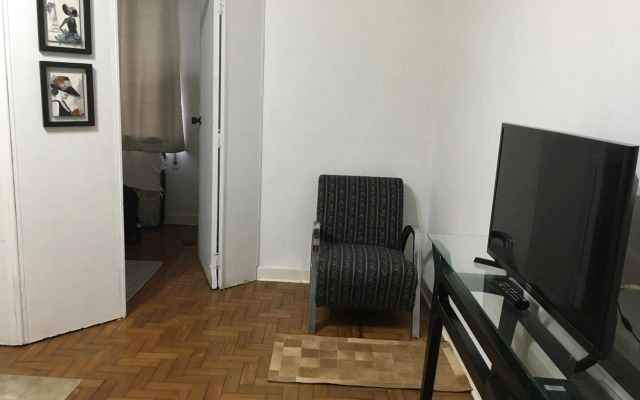 Apartamento 85 consolaçao centro