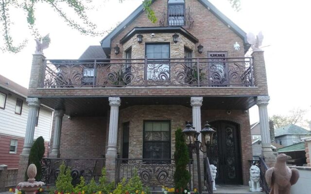 East 42nd Mansion