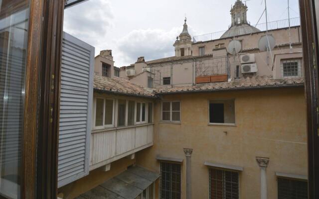 House & The City - Navona Apartments