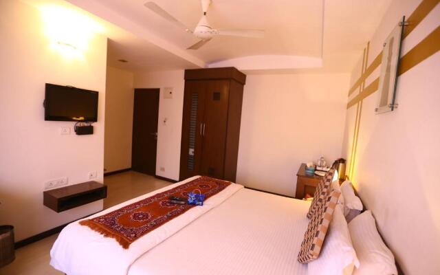Oyo 1514 J2 Service Appartment